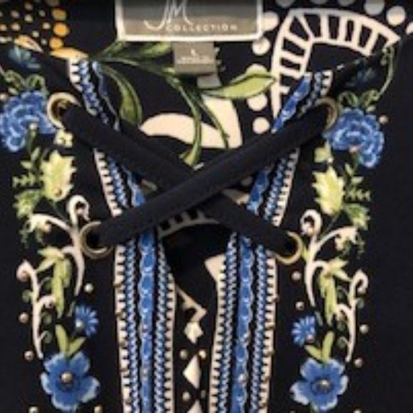 Multi-color, flowered blouse - Picture 7 of 7